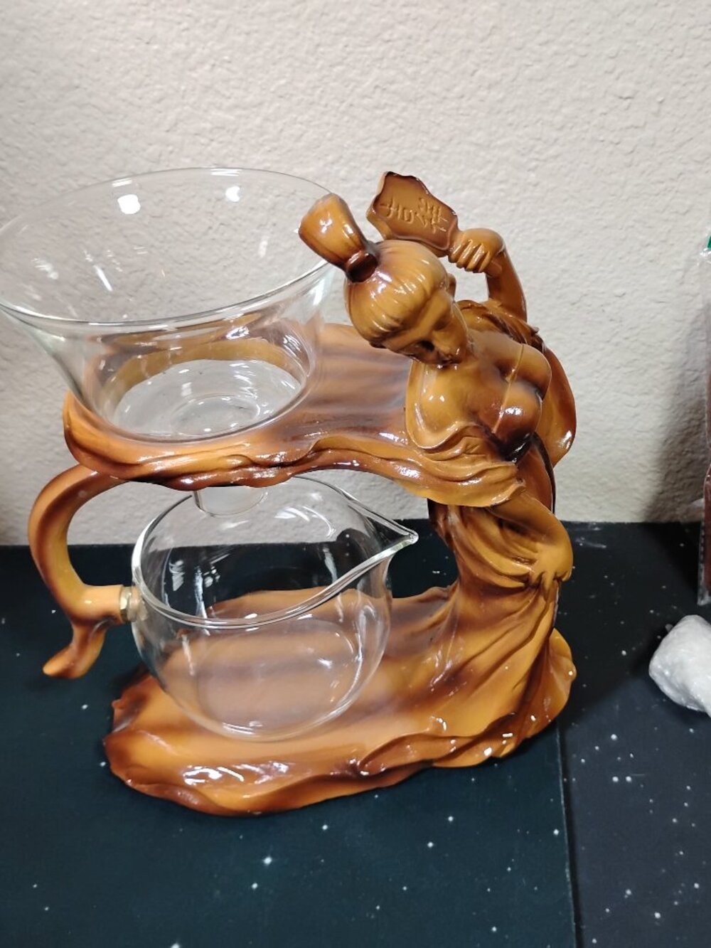 Chinese Lazy Kung Fu Glass Tea Set Magnetic Automatic Teapot Elegant Lady Stand